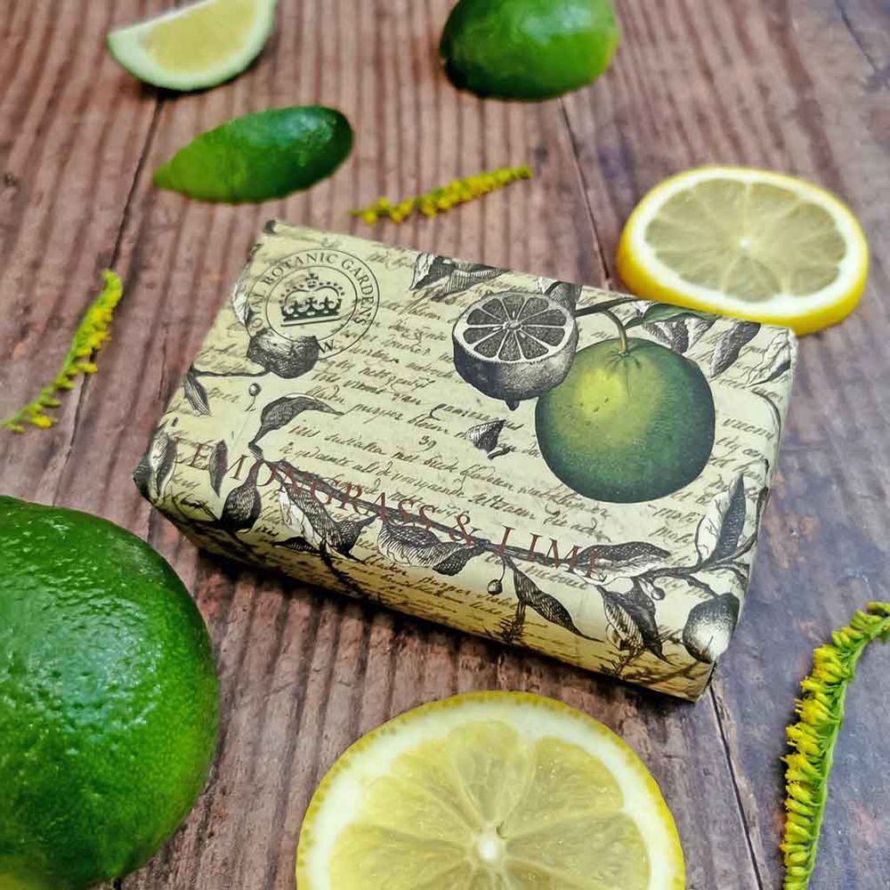 The English Soap Company - Lemongrass and Lime Shea Butter Soap