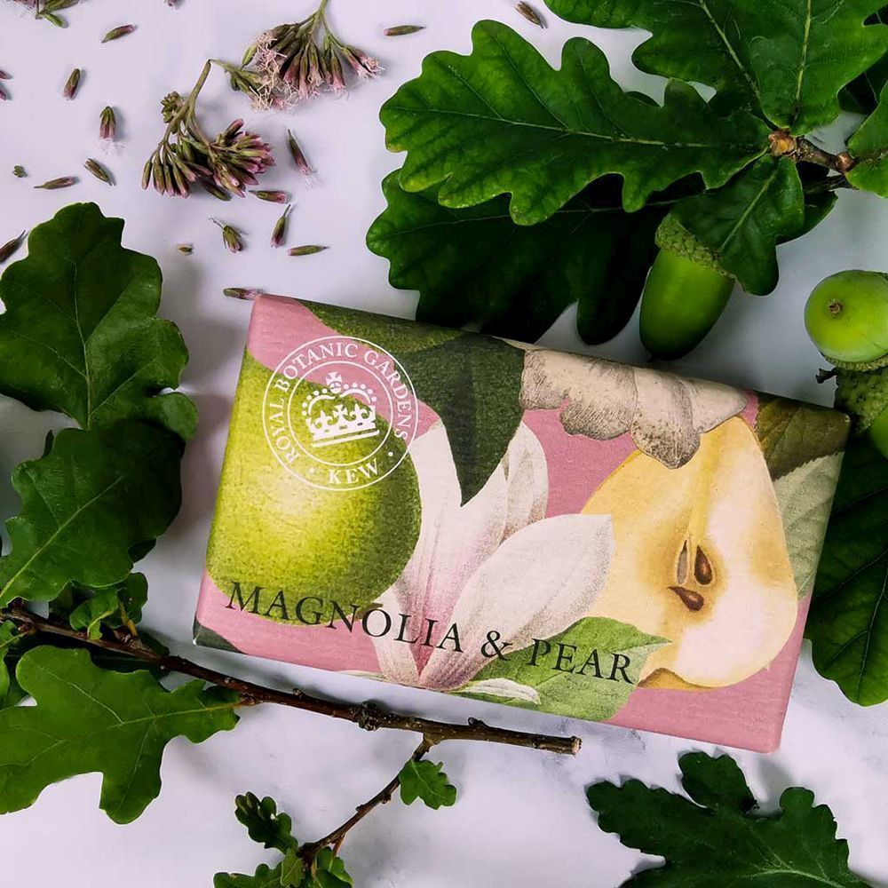 The English Soap Company - Magnolia and Pear Shea Butter Soap